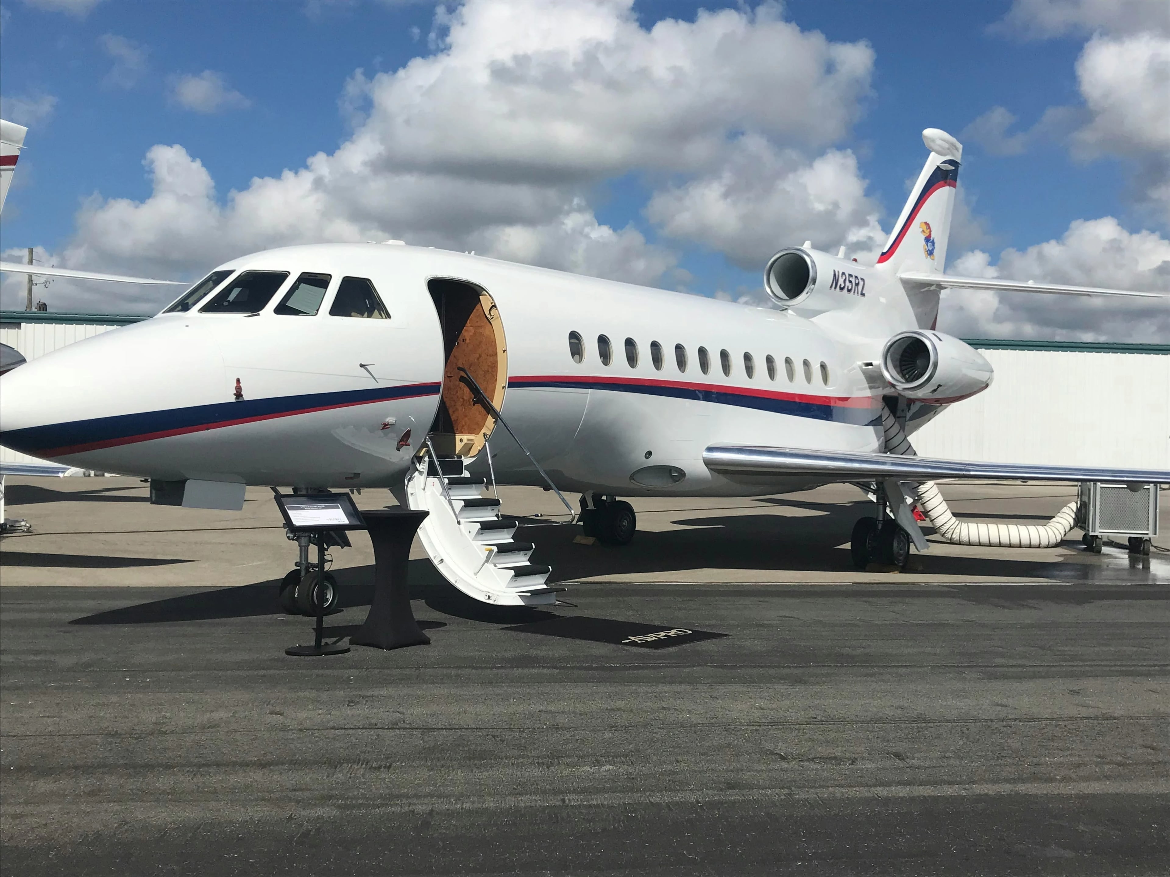 Private Jet Services background
